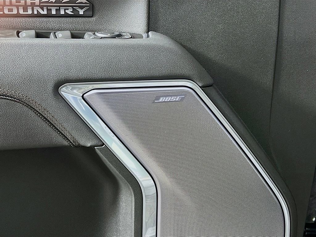2026 Chevrolet Silverado 1500 High Country - Photo 19