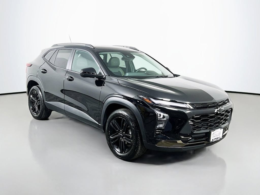 Used 2025 Chevrolet Trax Activ SUV