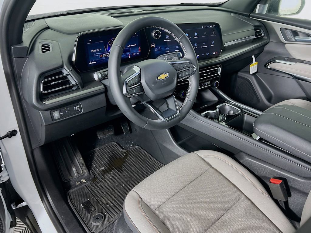 2026 Chevrolet Traverse LT - Photo 9