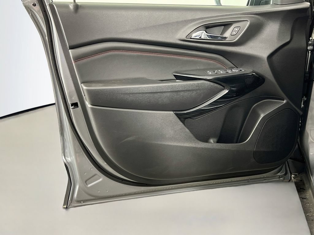 2026 Chevrolet Trax RS - Photo 17
