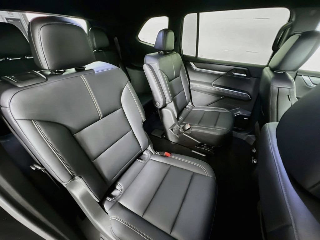 2024 GMC Acadia Elevation - Photo 29