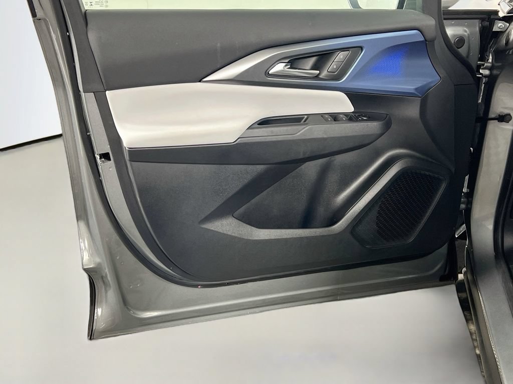 2026 Chevrolet Equinox EV 2LT - Photo 18