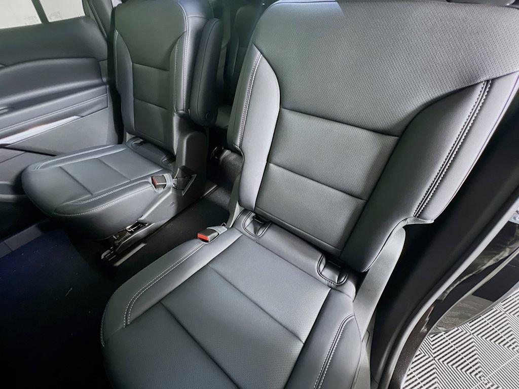 2026 Chevrolet Traverse LT - Photo 25