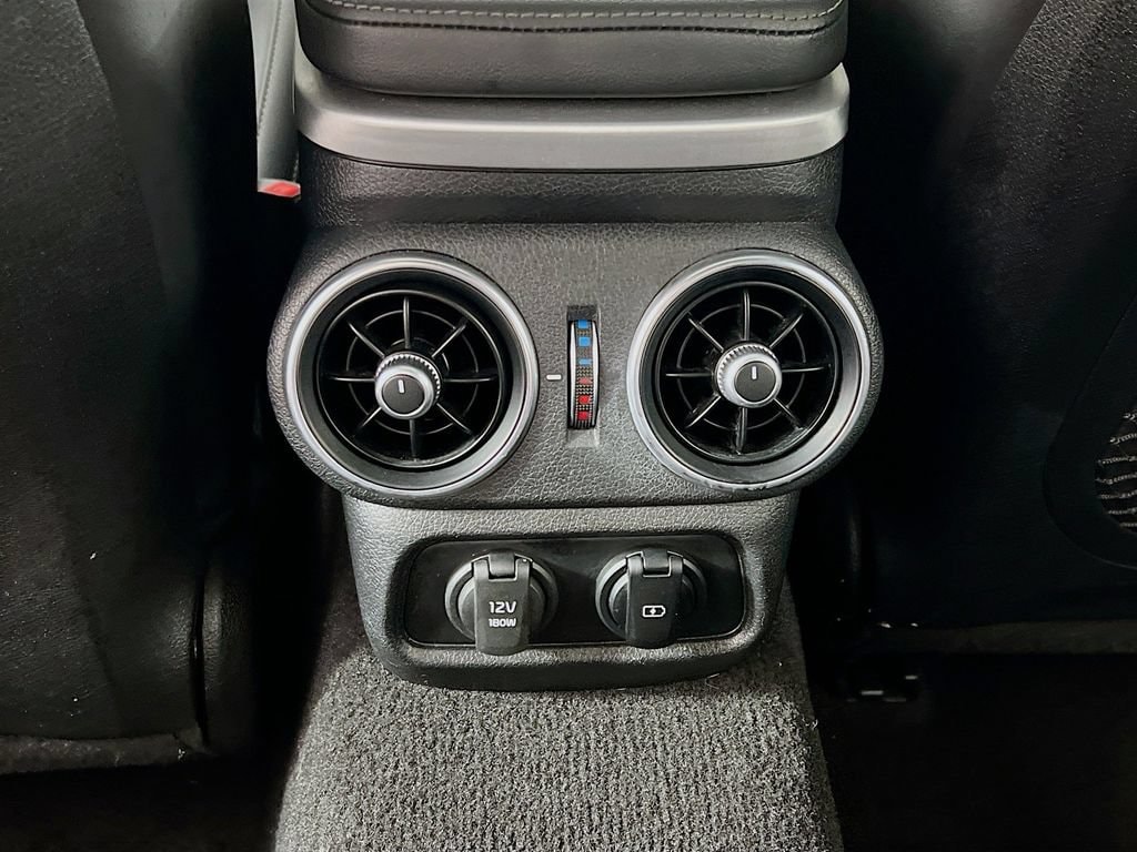 2021 Kia Stinger GT2 - Photo 26