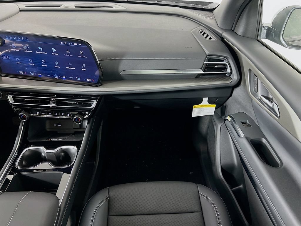 2026 Chevrolet Traverse LT - Photo 24