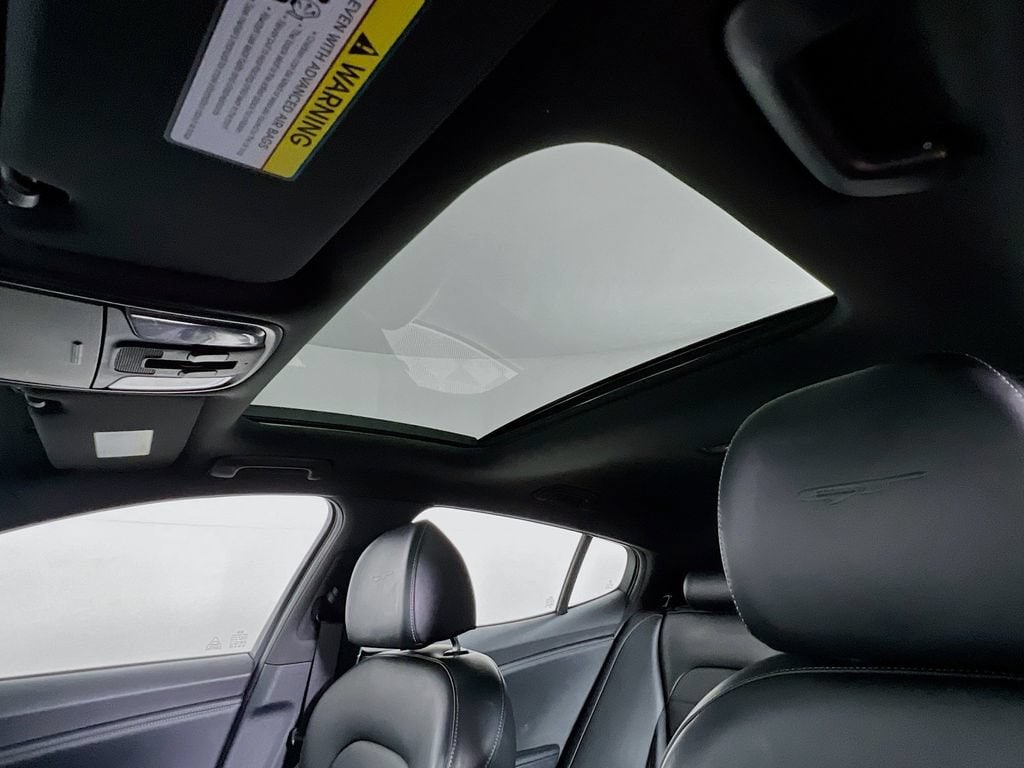 2021 Kia Stinger GT2 - Photo 22
