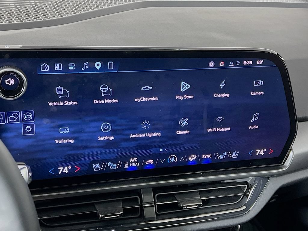 2026 Chevrolet Equinox EV RS - Photo 15