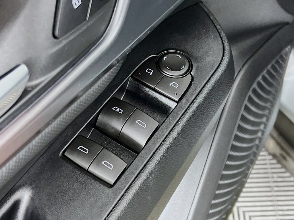 2026 Chevrolet Equinox EV RS - Photo 34