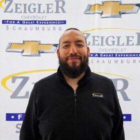 Staff member Saul Herrera from ID_89c4f7