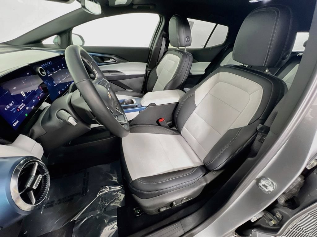 2026 Chevrolet Equinox EV 2LT - Photo 21