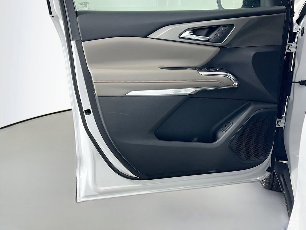 2026 Chevrolet Traverse LT - Photo 18