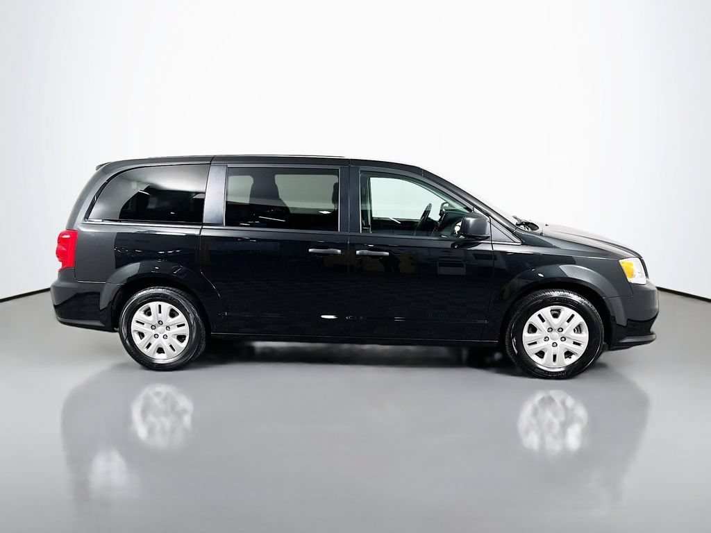 Used 2019 Dodge Grand Caravan SE Minivan