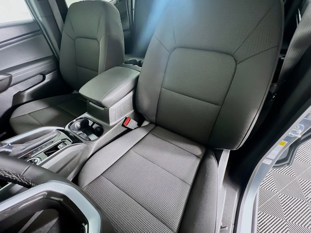 2026 Chevrolet Colorado LT - Photo 21