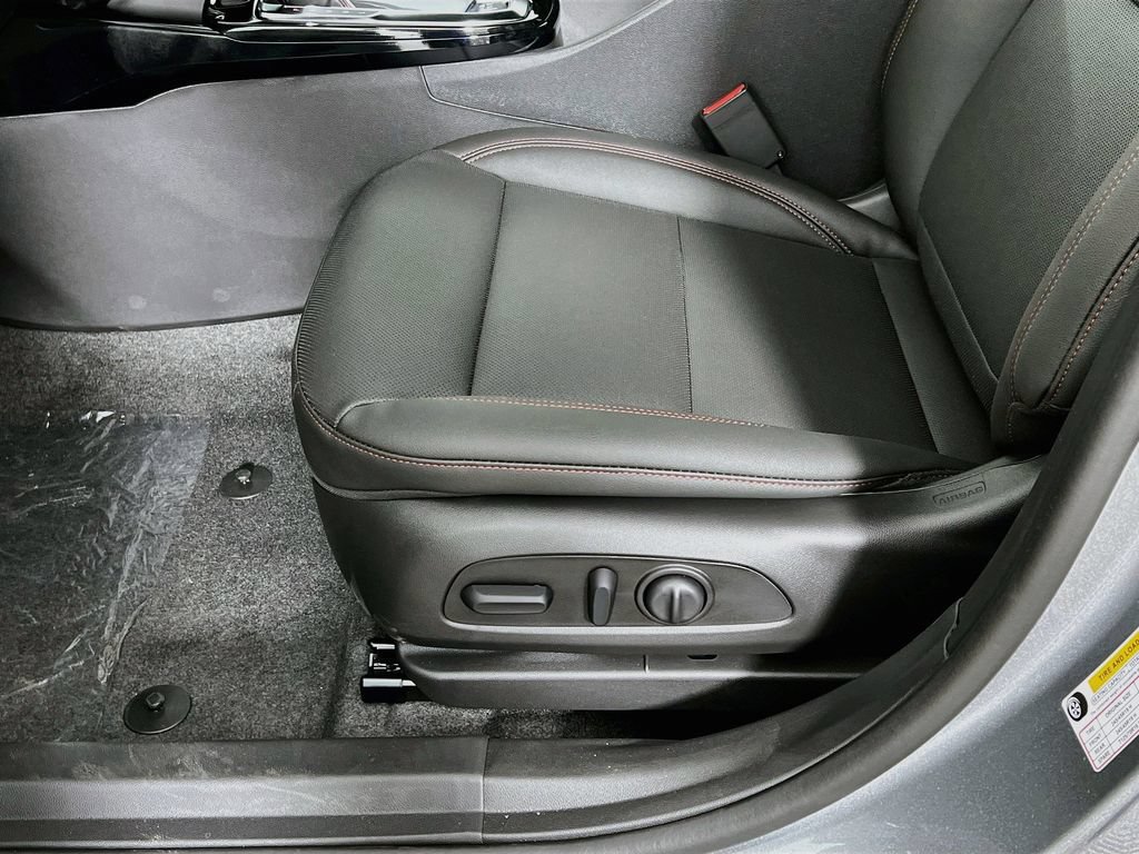 2026 Chevrolet Trax RS - Photo 18