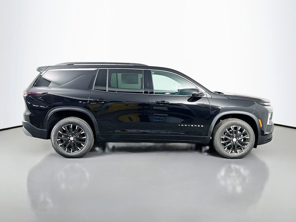 New 2026 Chevrolet Traverse LT SUV
