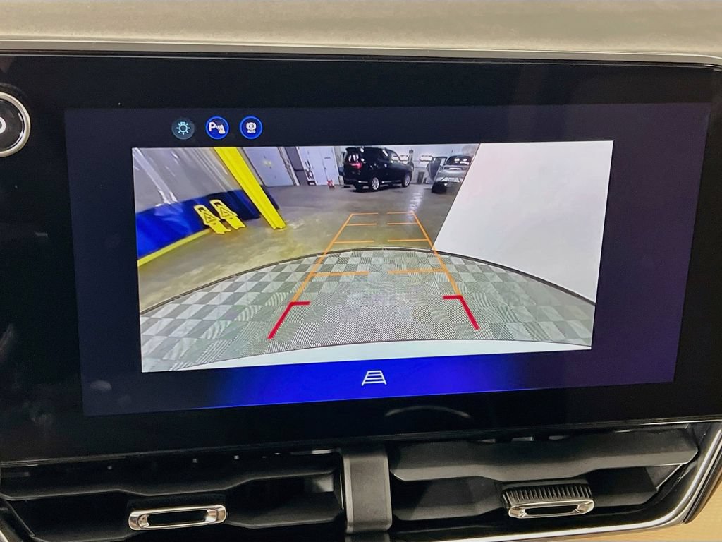 2027 Chevrolet Equinox ACTIV - Photo 14