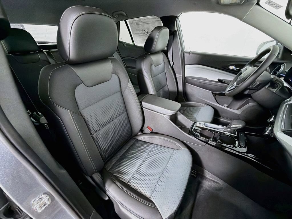 2026 Chevrolet Trax LT - Photo 26