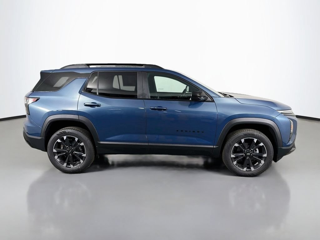 2027 Chevrolet Equinox RS - Photo 8