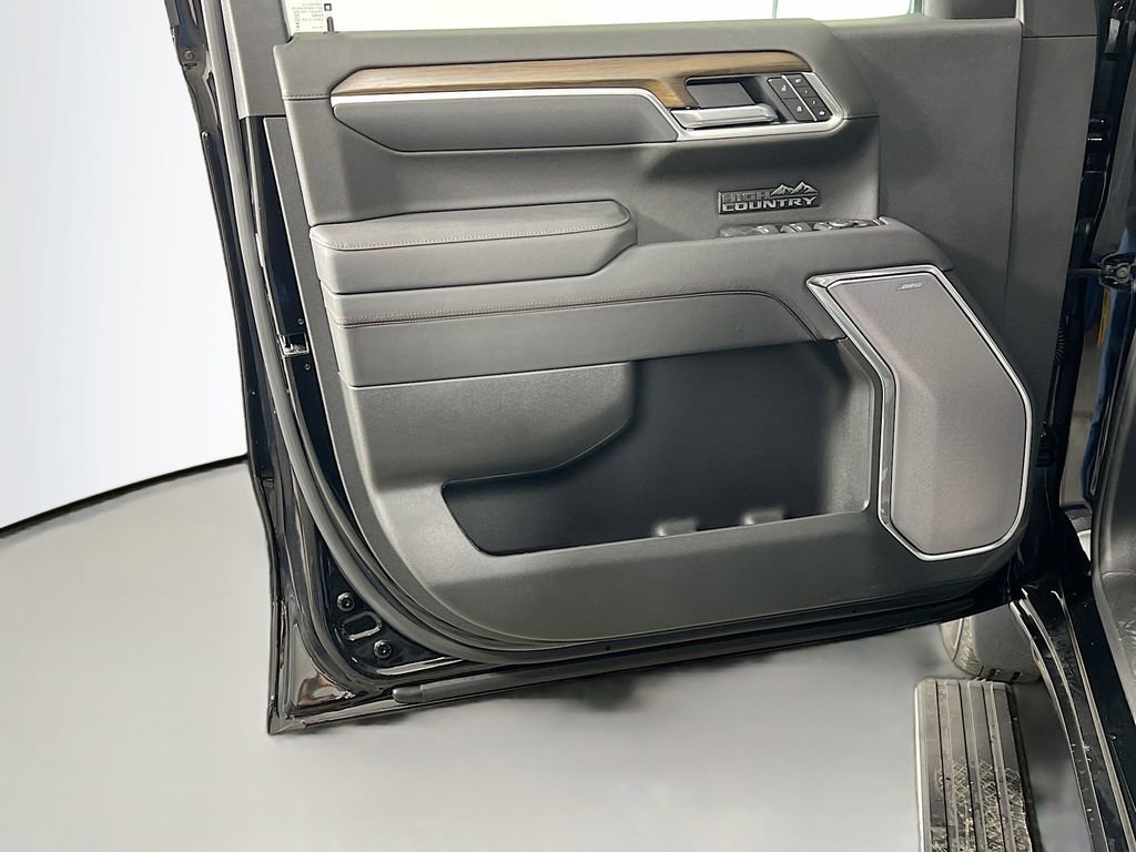 2026 Chevrolet Silverado 1500 High Country - Photo 18