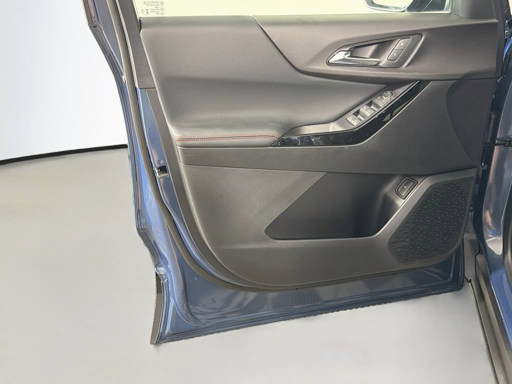 2027 Chevrolet Equinox RS - Photo 18