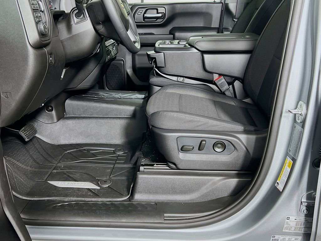 2026 Chevrolet Silverado 2500 HD Custom - Photo 32