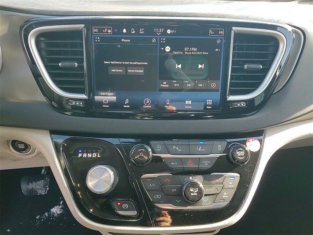 2024 CHRYSLER PACIFICA - Image 30