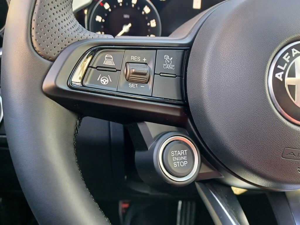 2024 ALFA ROMEO GIULIA (952) - Image 22