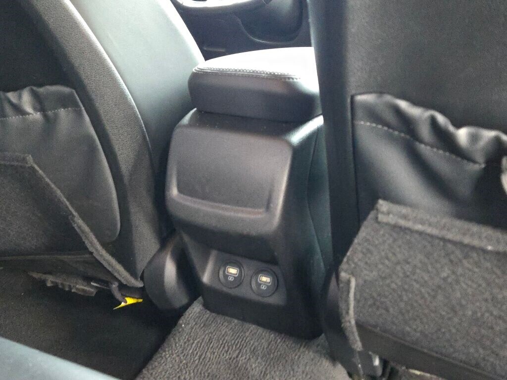 2023 KIA K5 - Image 11