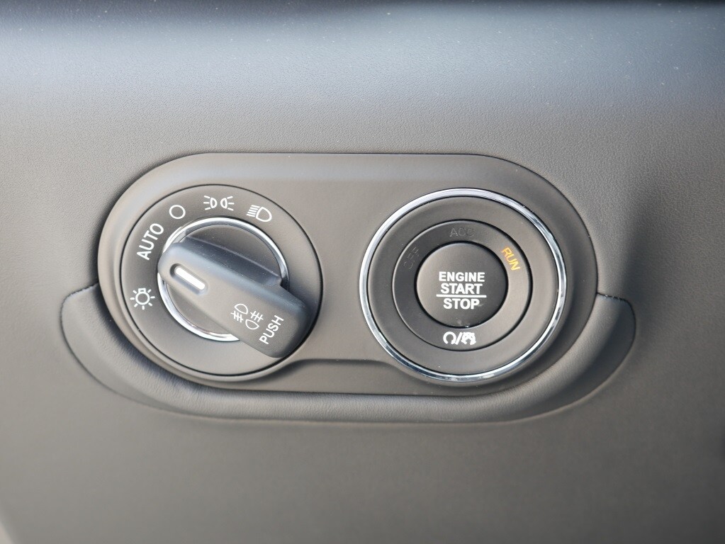 2024 MASERATI LEVANTE - Image 31