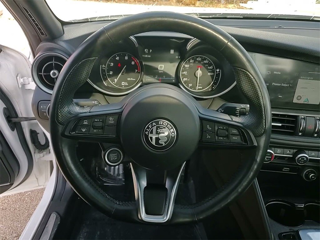 2022 ALFA ROMEO GIULIA (952) - Image 27