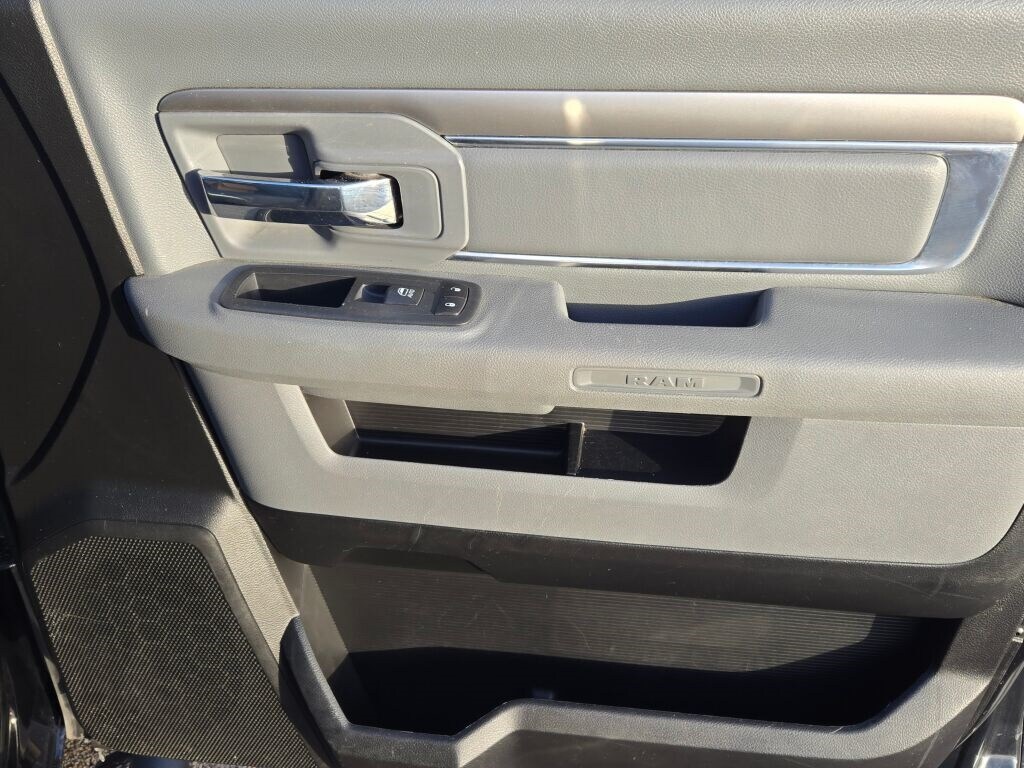 2020 RAM 1500 - Image 5