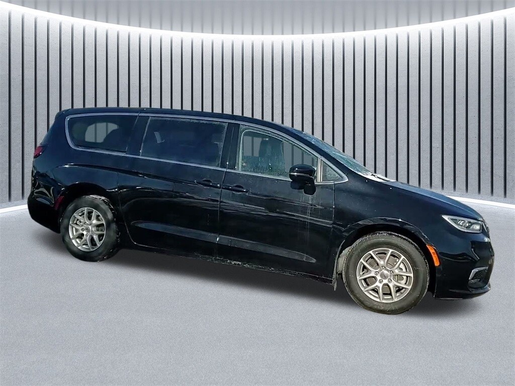 2024 CHRYSLER PACIFICA - Image 4