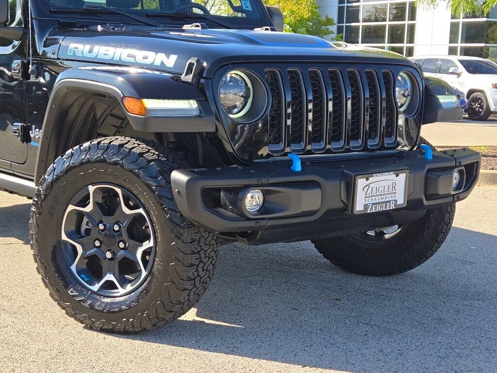 2023 Jeep Wrangler 4xe Rubicon photo 2