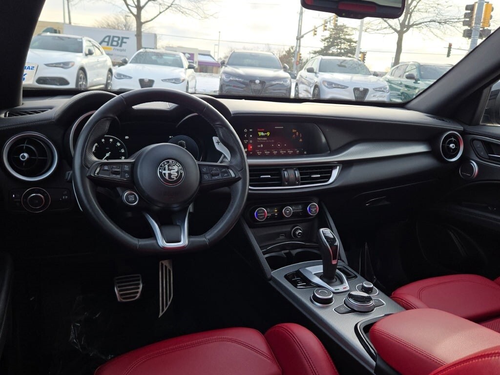 2024 ALFA ROMEO STELVIO - Image 19