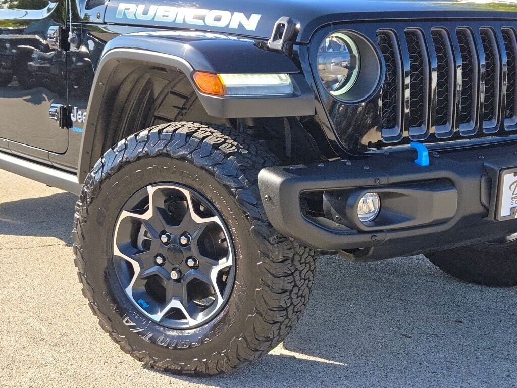 2023 Jeep Wrangler 4xe Rubicon photo 3
