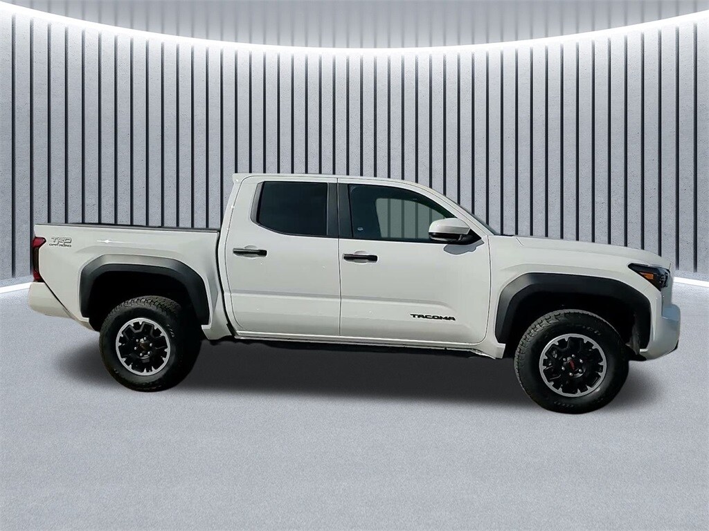 2025 TOYOTA TACOMA - Image 5