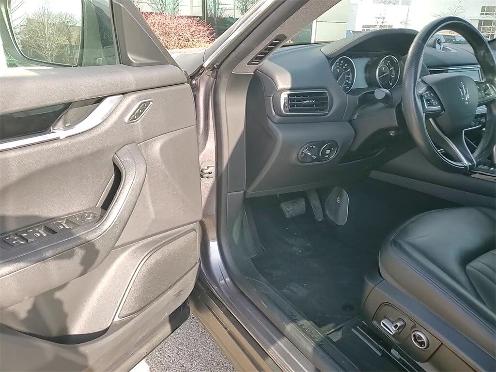 2022 MASERATI LEVANTE - Image 9