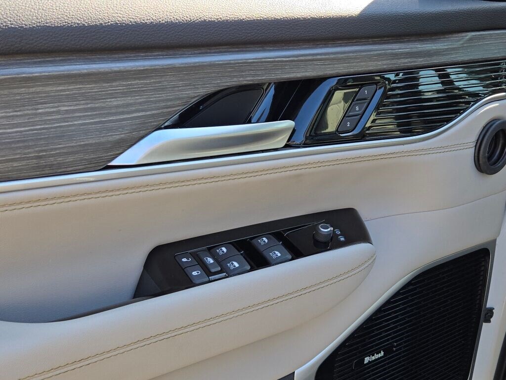 2024 JEEP WAGONEER - Image 25