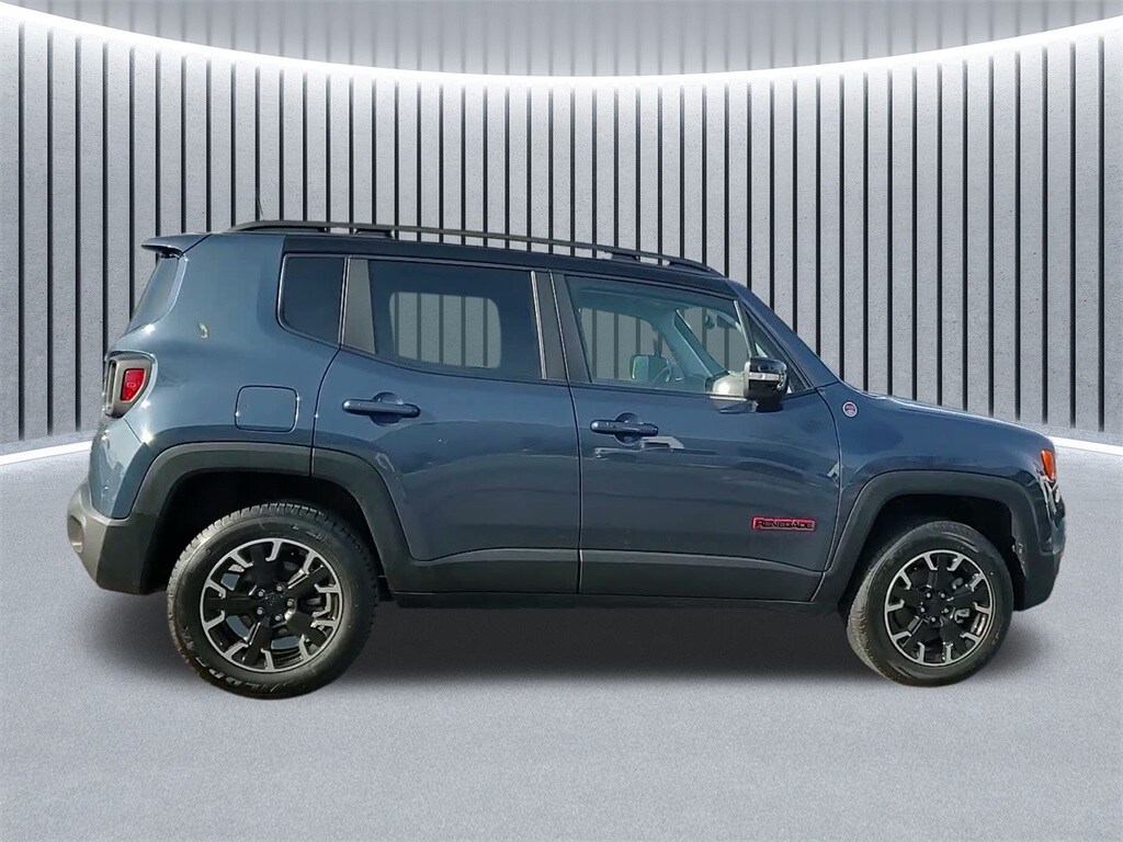 2023 JEEP RENEGADE - Image 2