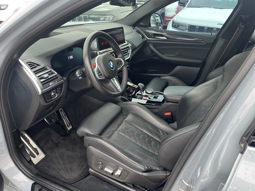 2022 BMW X4 - Image 5