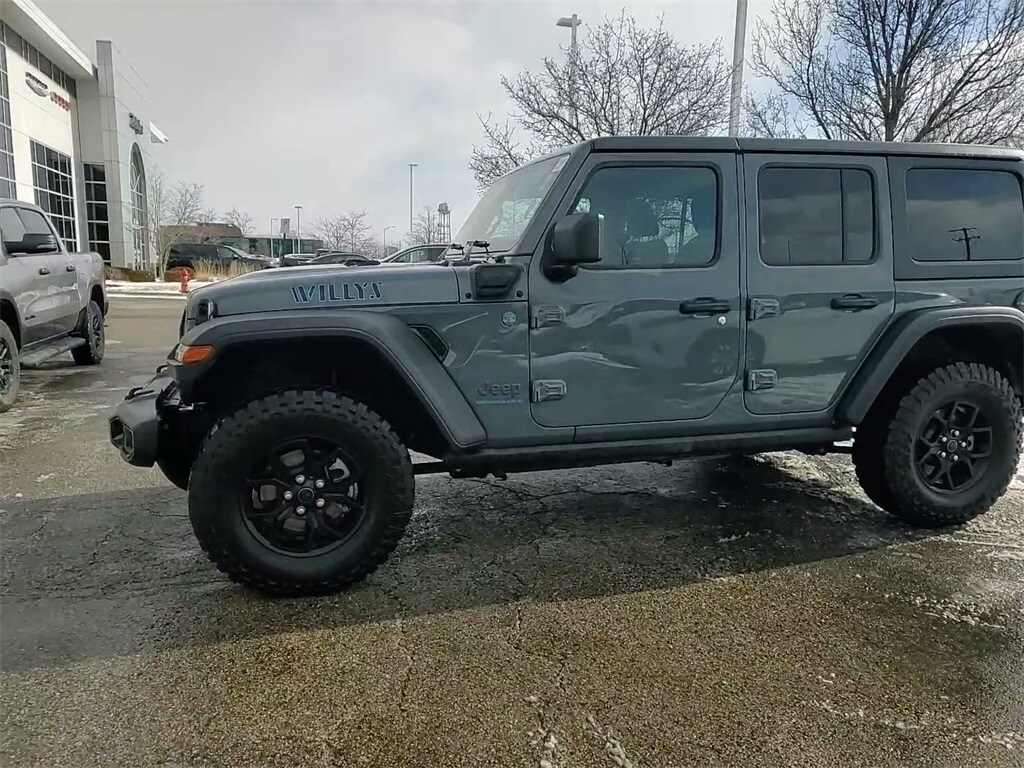 2025 JEEP WRANGLER - Image 13