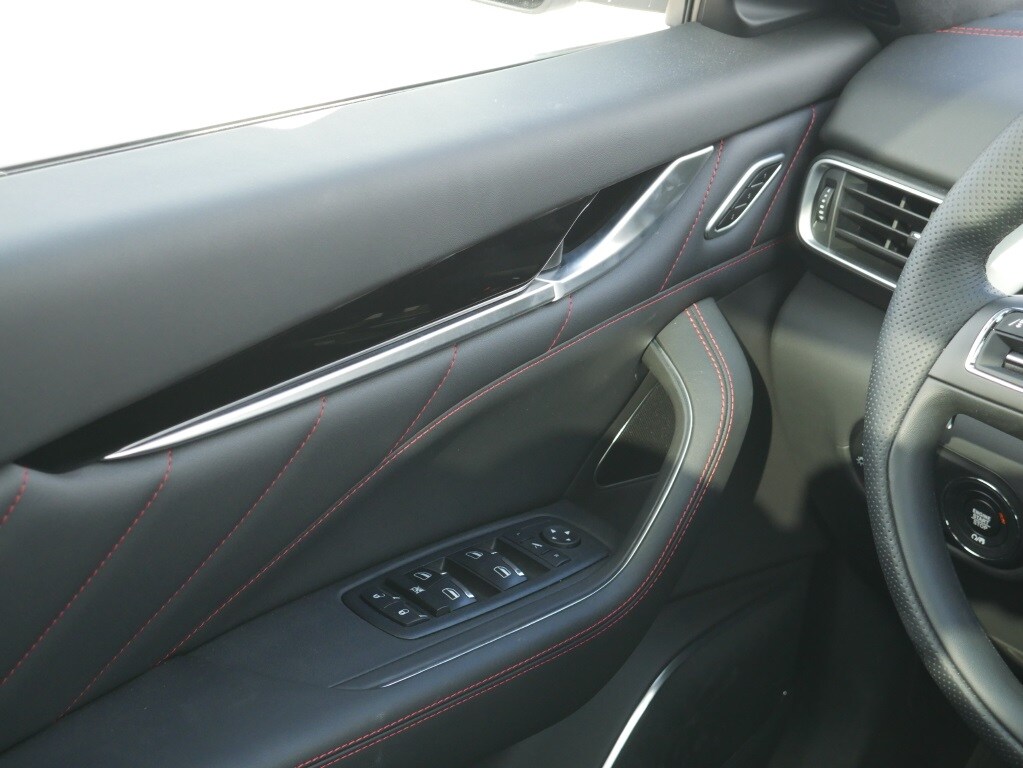 2024 MASERATI LEVANTE - Image 23