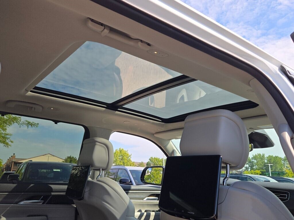 2024 JEEP WAGONEER - Image 10