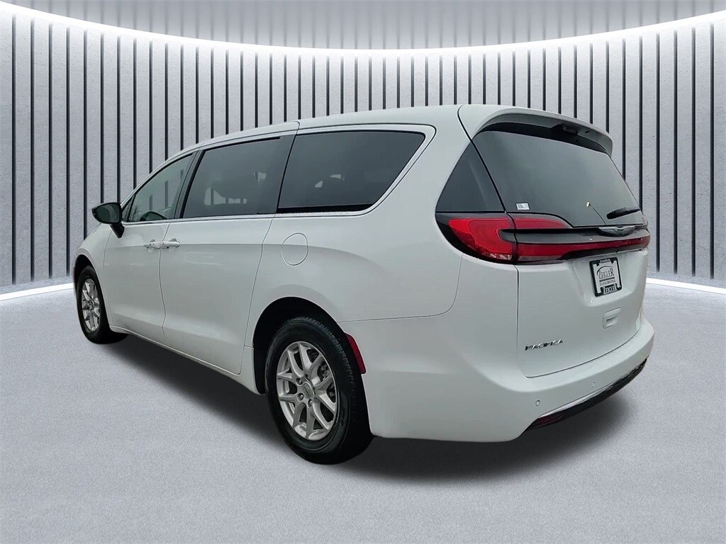 2024 CHRYSLER PACIFICA - Image 5
