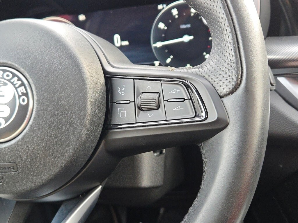 2024 ALFA ROMEO STELVIO - Image 31