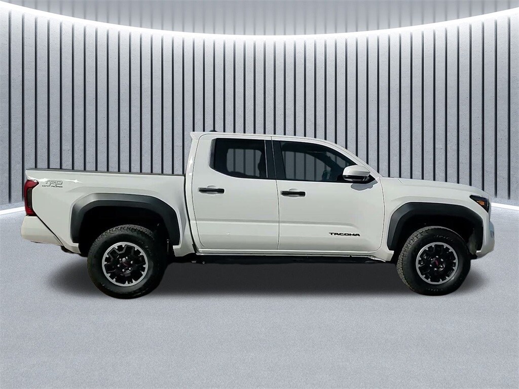 2025 TOYOTA TACOMA - Image 6