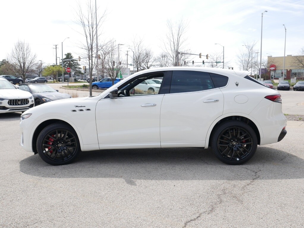 2024 MASERATI LEVANTE - Image 11