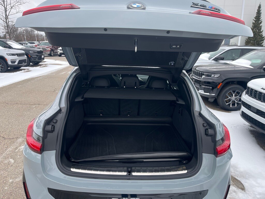 2022 BMW X4 - Image 7