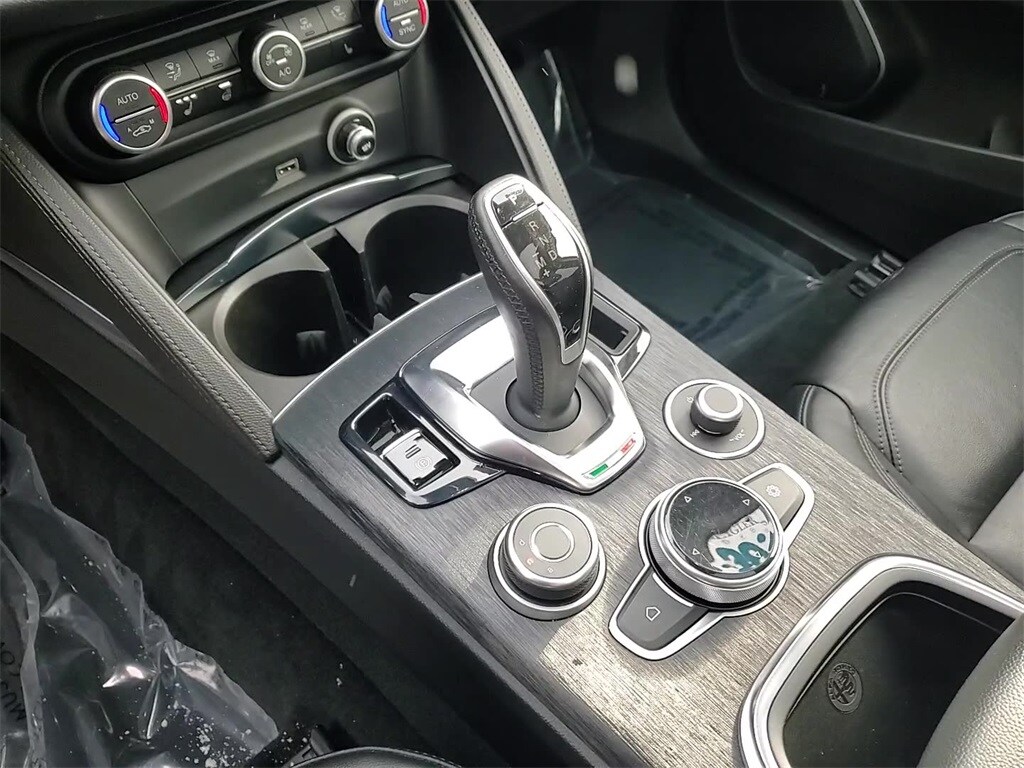 2020 ALFA ROMEO STELVIO - Image 18