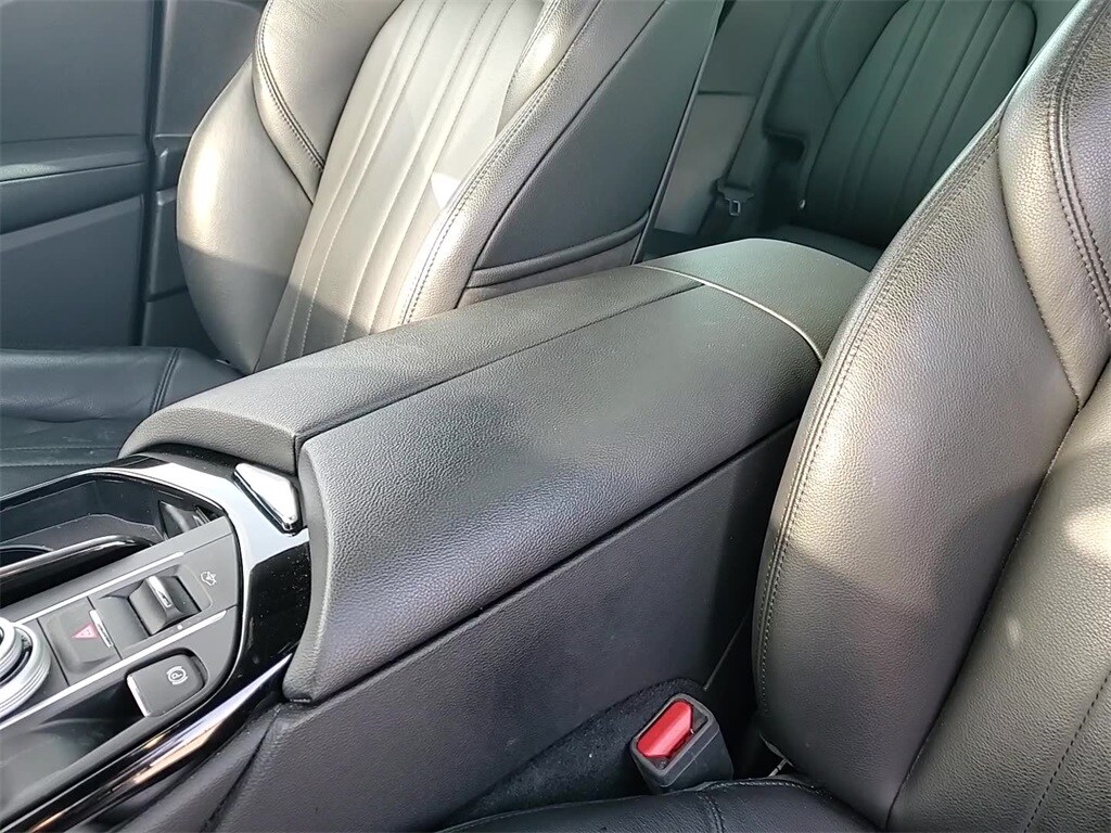 2022 MASERATI LEVANTE - Image 19